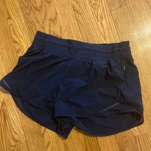Lululemon, navy blue, hotty hot high rise, size 6